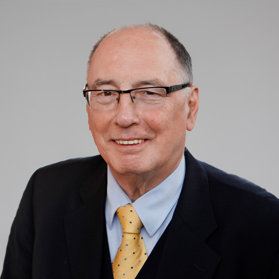 Herr Karl-Heinz Schiffers